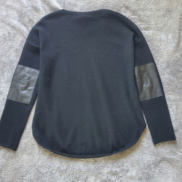 Aqua Cashmere Sweater Elbow Patch Knit Black, Size M - Picture 1 of 9
